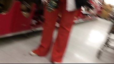 #1 Candid mom shopping