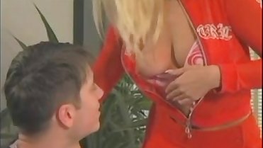 A porra da minha namorada e aleitamento seus peitos