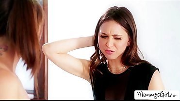 Skanky ladies babe Riley and mom Nickey in sweet pussy licking