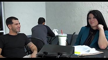 Mother i'_d like to fuck demonstrates fucking skills