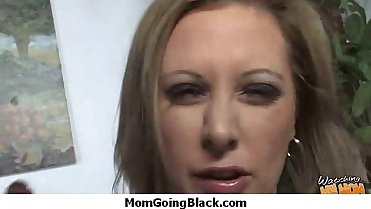 Huge Black Meat Going into Horny Mom 21