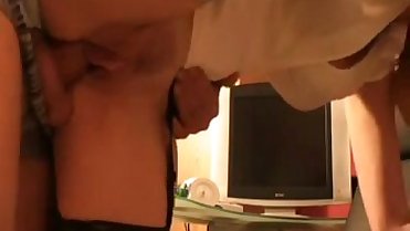 Sexy MILF gets fucked and creampie www.SexyMilfDate.net