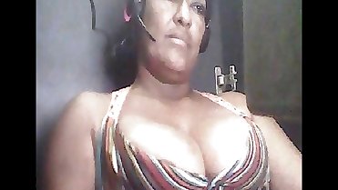 Mature Mom Show tits and lick her nip slip