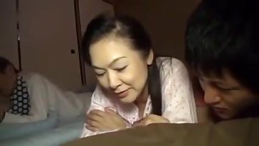 Bedtime with Mom Hotmoza