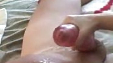 Handjob from Mom Julia