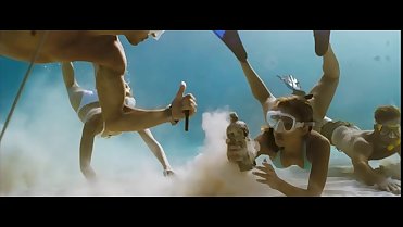 Jessica Alba sexy moments