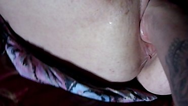 giving mommy what she wants.