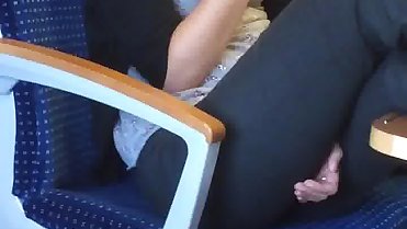 Deutsch Mutter Train legs