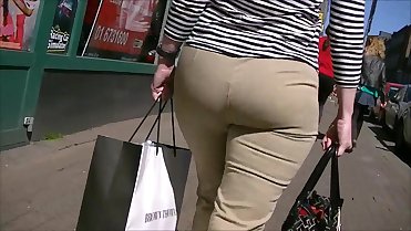 Affair from DATES25.COM Hidding cam in his house