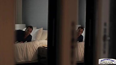 Heather Graham - Flaked S01e03