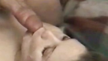 Amateur Milf Gets Facial - Localmilfs.co.nr